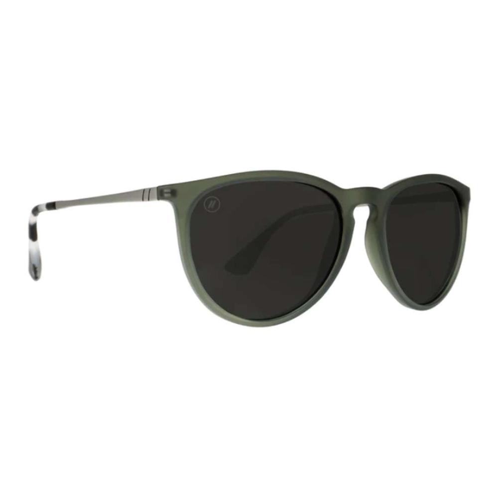  Blenders 24 North Park Sunglasses