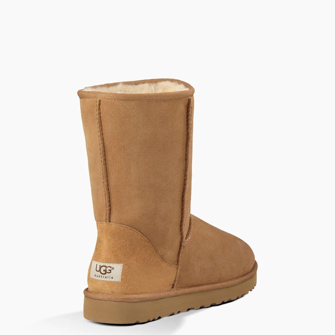ugg 5800