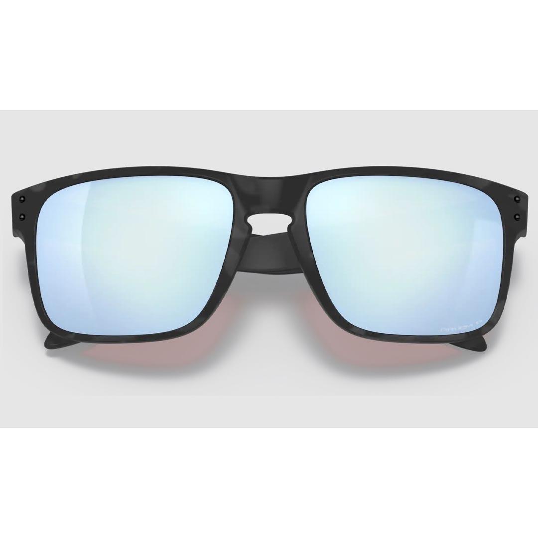 Oakley Holbrook Matte Black Camo/Prizm Deep Water | Polarized Sunglasses